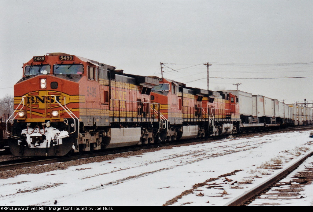 BNSF 5489 West